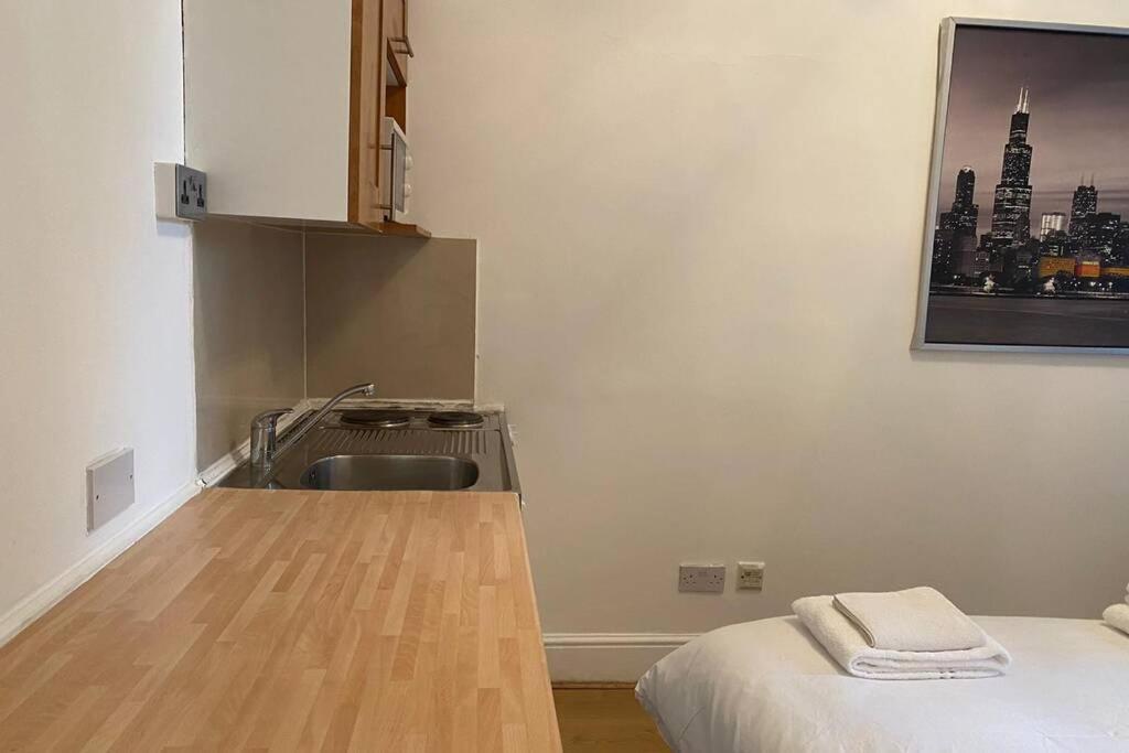 F6-Comfy Ground Flr Studio Fits 4- Near Paddington Londýn Exteriér fotografie